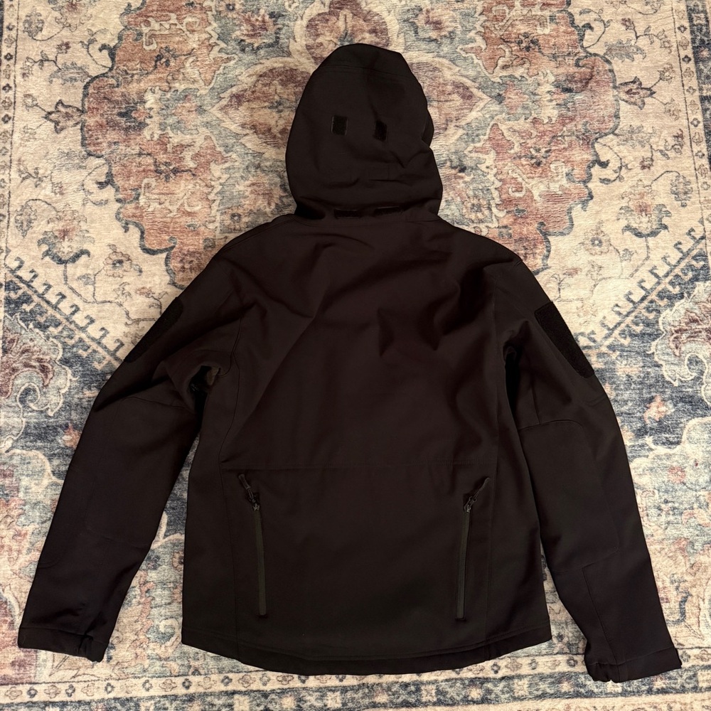 Free Soldier SHARKSKIN Men’s Warm Waterproof Softshell Tactical Hiking Jacket - Picture 2 of 4